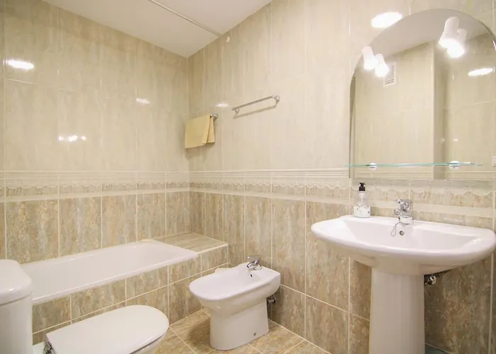 Con Piscina En El Centro De - Pueblomar * Calpe