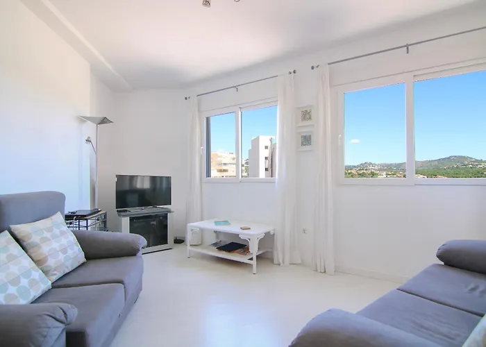 Con Piscina En El Centro De - Pueblomar *